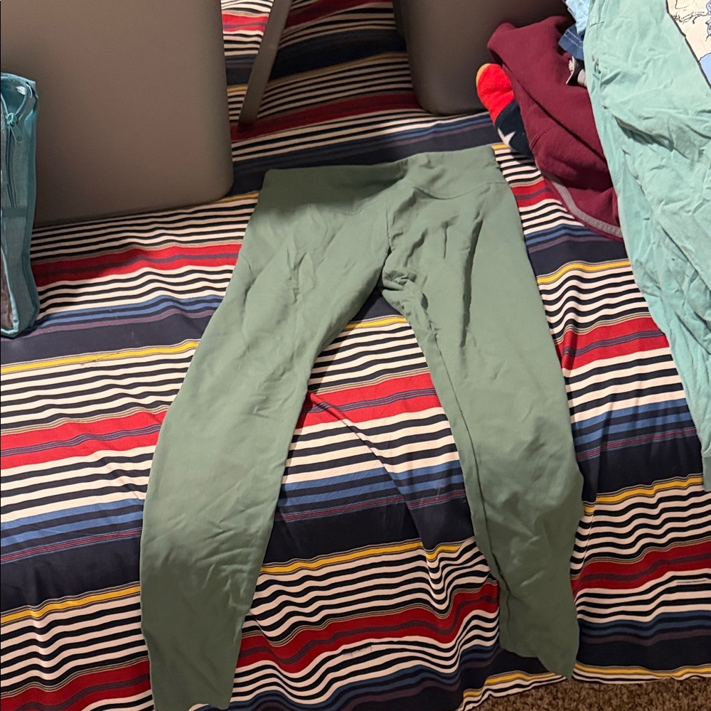 Danskin Green Leggings